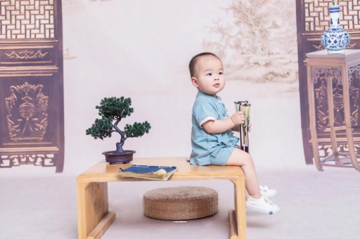 鞍山宝宝几个月会认人
